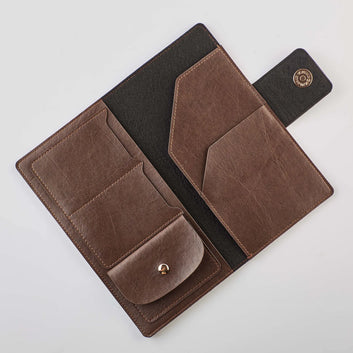 PERSONALISED TRAVEL WALLET - BROWN