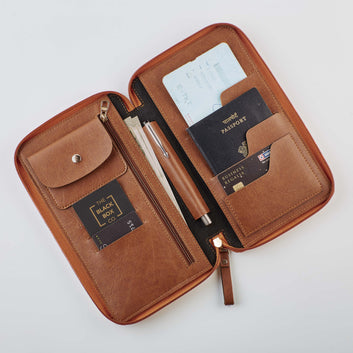 PERSONALISED ZIPPERED TRAVEL CASE - TAN