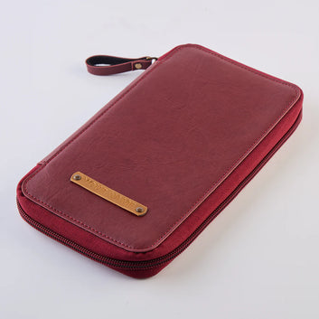 PERSONALISED GADGET ORGANISER - MAROON