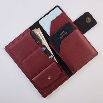 PERSONALISED TRAVEL WALLET - MAROON