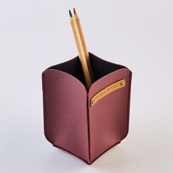 PERSONALISED PENSTAND - MAROON