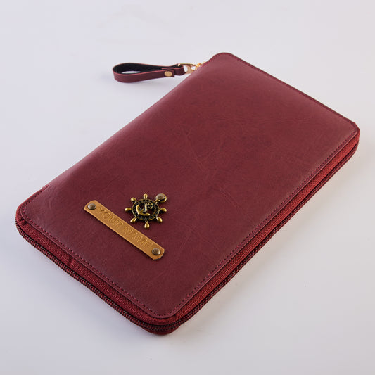 PERSONALISED ZIPPERED TRAVEL CASE - MAROON