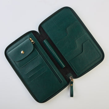 PERSONALISED ZIPPERED TRAVEL CASE - GREEN