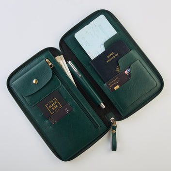 PERSONALISED ZIPPERED TRAVEL CASE - GREEN